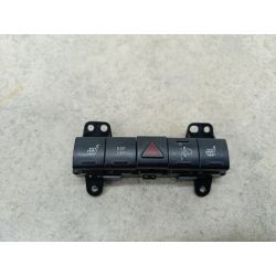 WŁĄCZNIK ŚWIATEŁ AWARYJNYCH DODGE CALIBER 2.0 CRD2.0 CRD2007P04602713ACPBM1404800                                            