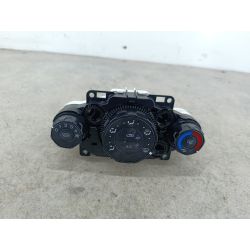 PANEL NAWIEWU FORD FIESTA MK7 1.0 12V2014JC1005210                                            