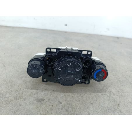 PANEL NAWIEWU FORD FIESTA MK7 1.0 12V 2014 JC 100 5210 