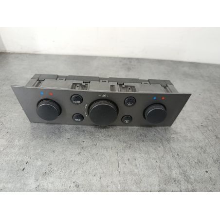 PANEL NAWIEWU OPEL VECTRA C 3.2 V6 211KM 3.2 V6 2003 13138196  13128712 VALEO Z157 211 