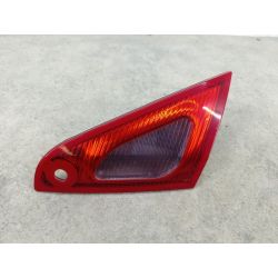 LAMPA TYLNA PRAWA W KLAPE MITSUBISHI COLT VI 1.5 DI-D 95KM1.5 DI-D2006MN105622U63955191                                            