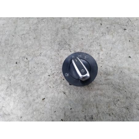 WŁĄCZNIK ŚWIATEŁ VW GOLF V 1.9 TDI 90KM 1.9 TDI 2005 LA7W 90 4981 