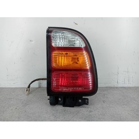 LAMPA TYLNA PRAWA TOYOTA RAV4 I ( 94-00 ) 2.0 16V 129KM 2.0 i 16V 1999 T21R KA2 129 4953 