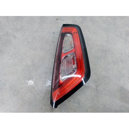 LAMPA TYLNA PRAWA FIAT PUNTO EVO 1.4 8V 2009 518497390 02039099900010  MAKD AL 296 77 5083 