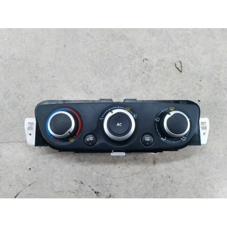 PANEL NAWIEWU RENAULT MEGANE III 1.5 DCI 110KM 1.5 DCI 2014 E1072183A TED69 110 5240 