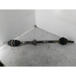 PÓŁOŚ PRAWA PRZÓD OPEL VECTRA C 1.8 16V 122KM1.8 16V2003Z20R1225130                                            