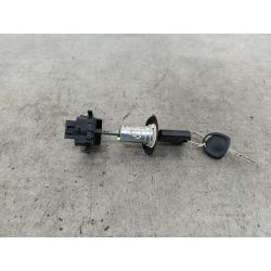 STACYJKA OPEL CORSA C 1.3 CDTI 70KM1.3 CDTI200413168306  90589314  09115863Z163705034                                            