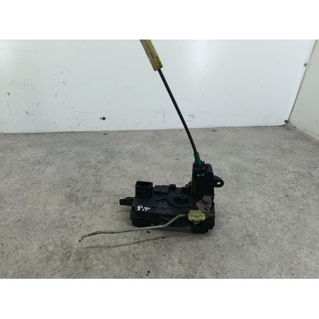 ZAMEK DRZWI PRAWY PRZÓD OPEL ZAFIRA B 1.9 CDTI 100KM 1.9 CDTI 2008 13210749QG Z167 100 5132 