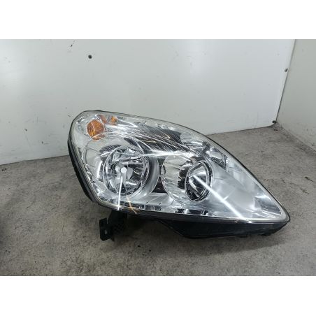 LAMPA PRZÓD PRAWA OPEL ZAFIRA B 1.9 CDTI 100KM 1.9 CDTI 2008 Z167 100 5132 