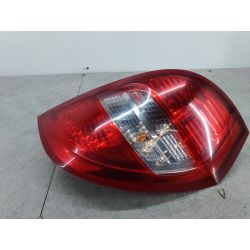 LAMPA TYLNA PRAWA MERCEDES-BENZ KLASA A W169 1.5 95KM1.5 8V A1602010A1698202864 761955077                                            