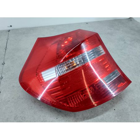 LAMPA TYLNA LEWA BMW 1 E81 FL 2.0 16V 116i 2009 7164955  475 122 5051 