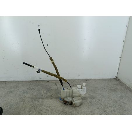 ZAMEK DRZWI PRAWY PRZÓD HONDA ACCORD VII