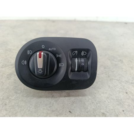 WŁĄCZNIK ŚWIATEŁ SEAT ALTEA XL