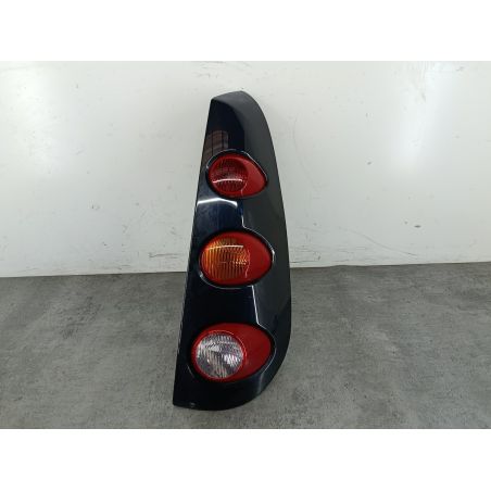 LAMPA TYLNA PRAWA SMART FORFOUR I 1.5 16V 109KM 1.5 16V 2005 MN902570  A4548201064 EB4 EA4 109 5257 