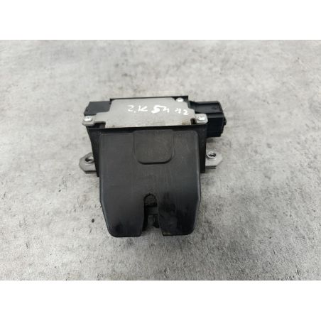 ZAMEK KLAPY VOLVO V50