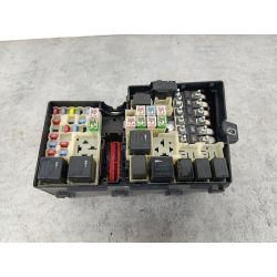 SKRZYNKA BEZPIECZNIKÓW ZEWNĘTRZNA VOLVO V50 2.0 D 136KM2.0 D20058688040  518818000455-461365412                                            