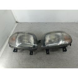 LAMPY PRZÓD KOMPLET RENAULT CLIO II 1.219997701697618    7701697617 HELLANV783585357                                            