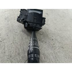 PRZEŁĄCZNIK MANETKA WYCIERACZEK SUZUKI SWIFT IV 1.3 92KM1.3 VVT2007ZFS925258                                            