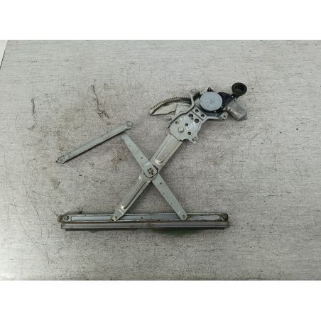 PODNOŚNIK SZYBY PRAWY PRZÓD SUZUKI SWIFT IV