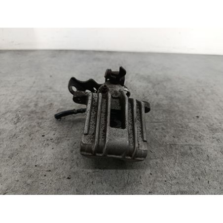 ZACISK HAMULCOWY LEWY TYŁ AUDI A6 C5 2.4 V6 170KM 2.4 V6 2002 82-0005 LZ5L 170 5262 