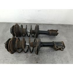 AMORTYZATORY PRZÓD KOMPLET TOYOTA AVENSIS I T22 1.6 110KM1.6 16V1999334203  334204 KYB6Q21105234                                            