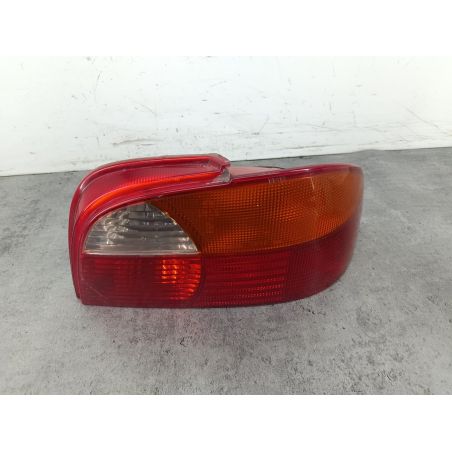 LAMPA TYLNA PRAWA TOYOTA AVENSIS I T22 1.6 110KM 1.6 16V 1999 VALEO 6Q2 110 5234 