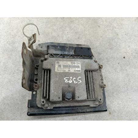 KOMPUTER, STEROWNIK OPEL ZAFIRA B 1.9 CDTI 120KM 1.9 CDTI 2007 55566279 0281014452  BOSCH Z157 120 5383 