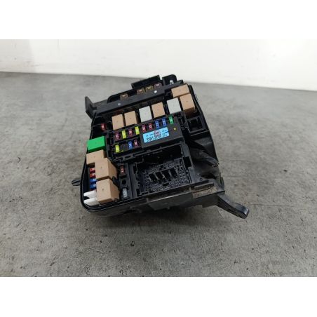 SKRZYNKA BEZPIECZNIKÓW ZEWNĘTRZNA HYUNDAI I30 II