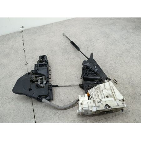 ZAMEK DRZWI PRAWY TYŁ MERCEDES-BENZ KLASA A W169