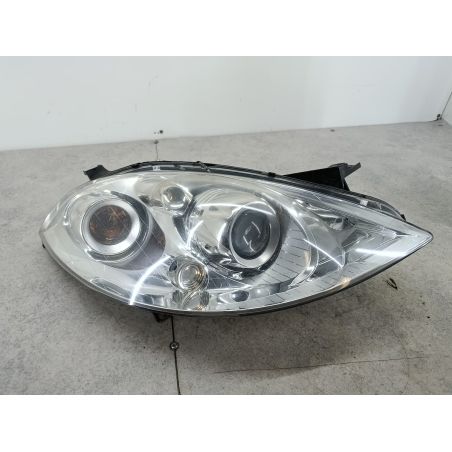 LAMPA PRZÓD PRAWA XENON MERCEDES-BENZ KLASA A W169 2.0 CDI 140KM 2.0 CDI A200 2005 A1698201261 0301197272 1307329088 761 140 5364 