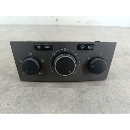 PANEL NAWIEWU OPEL ZAFIRA B