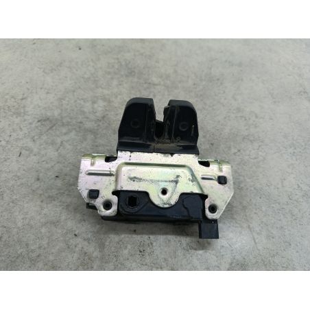 ZAMEK KLAPY OPEL ZAFIRA B