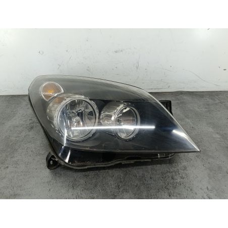 LAMPA PRZÓD PRAWA OPEL ASTRA H 1.7 CDTI 100KM 1.7 CDTI 2005 93178636 1EG270370-22  HELLA Z20Z 100 5050 