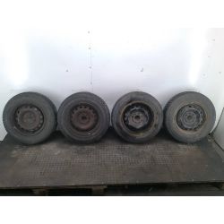 FELGI STALOWE KOMPLET 13 Z OPONAMI FIAT PANDA II 1.1 8V20065.00BX13H5447605.0"                                            