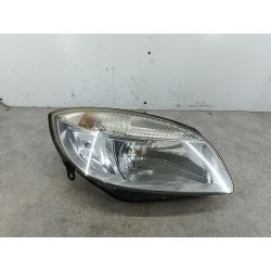 LAMPA PRZÓD PRAWA SKODA FABIA II 1.4 16V 85KM1.4 16V2008247832-00LF3K855418                                            