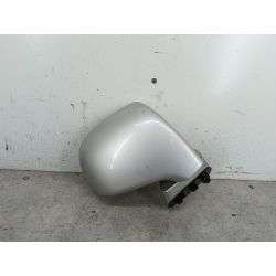 LUSTERKO PRAWE KIA CARENS III 2.0 CRDI2.0 CRDI20067S1405486                                            