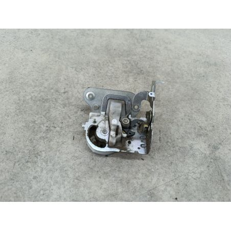 ZAMEK DRZWI PRZESUWNYCH PRAWYCH MAZDA 5 I 2.0 MZR-CD 2006 32B 143 5392 