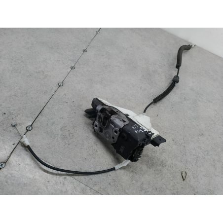 ZAMEK DRZWI LEWY PRZÓD PEUGEOT PARTNER II TEPEE 1.6 HDI 2009 PSA828406 EZR 90 5117 