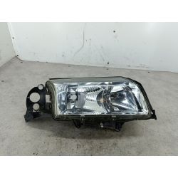 LAMPA PRZÓD PRAWA VOLVO S80 I 2.4 20V 170KM2.4 20V20028693558 417-261705489                                            