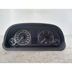 LICZNIK MERCEDES-BENZ KLASA A W169 2.0 CDI 82KM2.0 CDI A1602008A1695400848 BOSCH761824708                                            