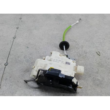 ZAMEK DRZWI PRAWY TYŁ AUDI A3 8P/8PA/8P7 1.2 TFSI 105KM 1.2 TFSI 2012 4F0839016 LY9C 105 4683 