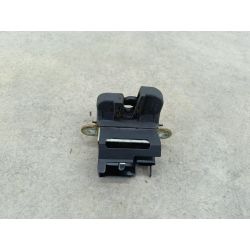 ZAMEK KLAPY VW GOLF V 1.9 TDI 105KM1.9 TDI20083C9827645A 5M0827505BLD1W1055525                                            