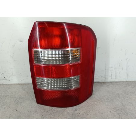 LAMPA TYLNA PRAWA AUDI A2 8Z 1.4 16V 75KM 1.4 16V 2000 8Z0945096 286602 LZ5R 75 5291 