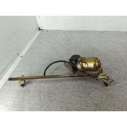 MECHANIZM WYCIERACZEK FIAT 126 0,651990245630                                            