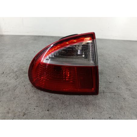 LAMPA TYLNA LEWA SEAT LEON I 1.6 16V 105KM 1.6 16V 2000 1M6945111  1M6945095A LS7N 105 5595 