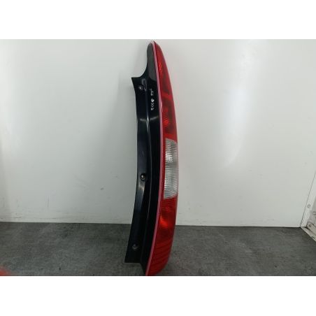 LAMPA TYLNA PRAWA MITSUBISHI COLT VI 1.1 12V 75KM 1.1 12V 2005 MR957374 A50 75 5668 