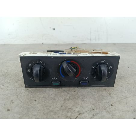 PANEL NAWIEWU NISSAN XTERRA I 3.3 V6 170KM 3.3 V6 1999 275107Z110 KV8 170 5571 