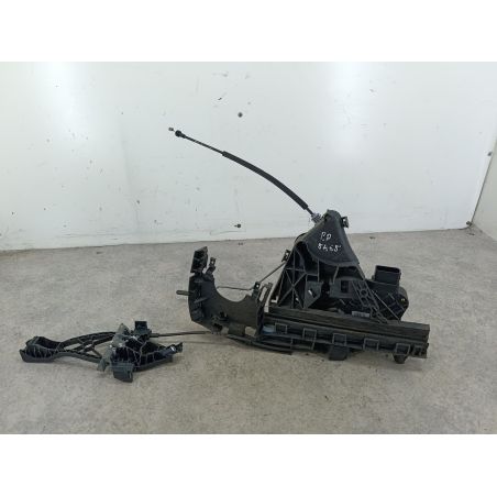 ZAMEK DRZWI PRAWY PRZÓD VOLVO V50 1.8 125KM 1.8 16V 2004 30699447 459-46 125 5465 