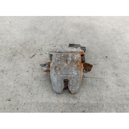 ZAMEK KLAPY MERCEDES-BENZ KLASA C W203 2.7 CDI 170KM 2.7 CDI C270 2004 747 170 5166 