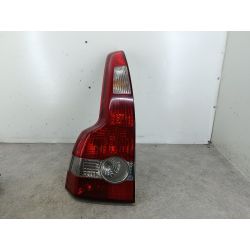 LAMPA TYLNA LEWA VOLVO V50 1.8 125KM1.8 16V200430698919459-461255465                                            